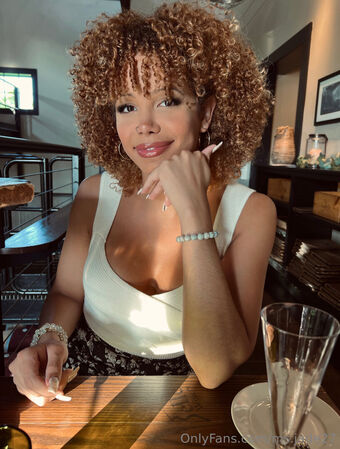 ms.jade27