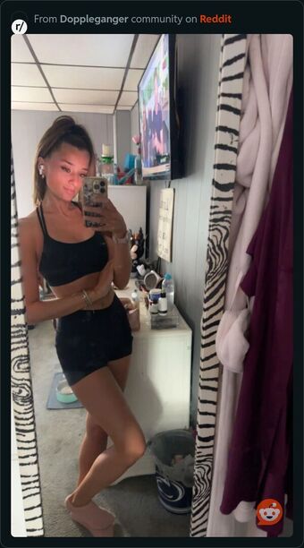 MVR9 Naakte Lekken OnlyFans Foto 19