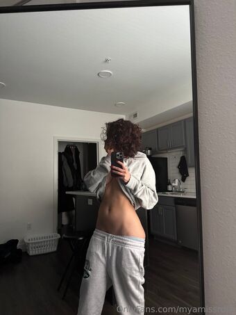 myamissrose Naakte Lekken OnlyFans Foto 3