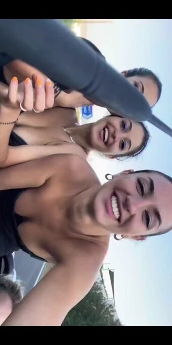 Nabalba Naakte Lekken OnlyFans Foto 16