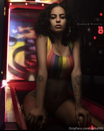 nadia999