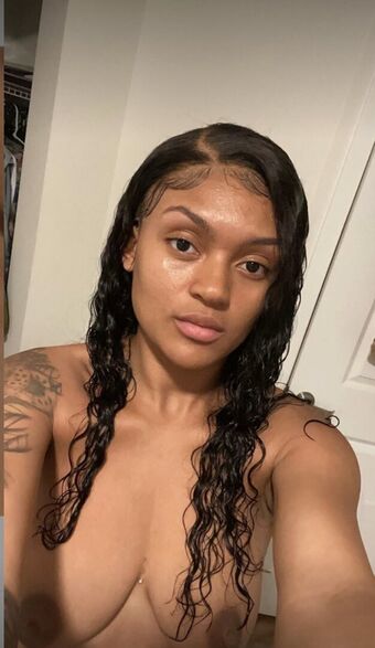 Nay Devine Naakte Lekken OnlyFans Foto 12
