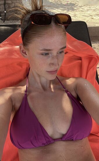 Nellyncy Naakte Lekken OnlyFans Foto 56