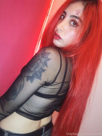 nikisworld Naakte Lekken OnlyFans Foto 16