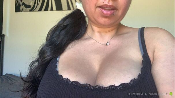 ninariley Naakte Lekken OnlyFans Foto 28