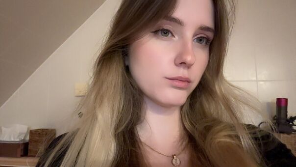 _nineer Naakte Lekken OnlyFans Foto 40