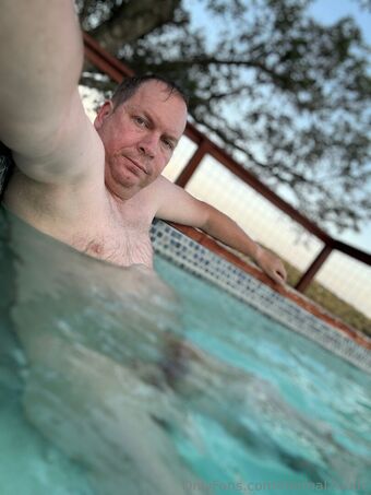 normal2nude Naakte Lekken OnlyFans Foto 20