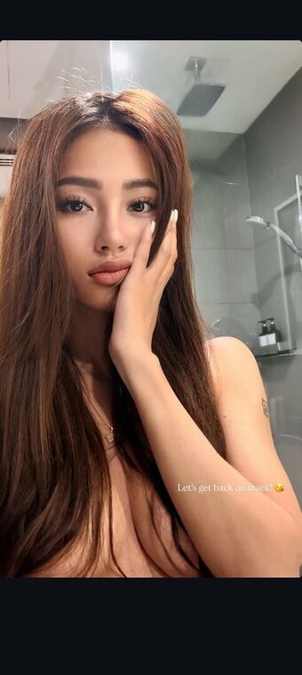 Nurlynnazureen Naakte Lekken OnlyFans Foto 56