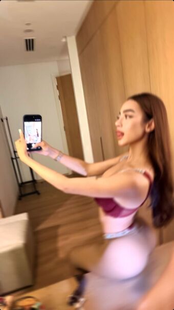 Nurlynnazureen Naakte Lekken OnlyFans Foto 57