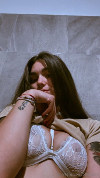 offoriana Naakte Lekken OnlyFans Foto 23