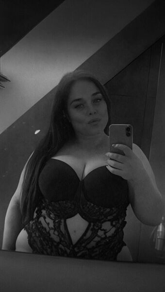 Only_curvycutie Naakte Lekken OnlyFans Foto 14