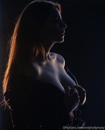 onlyhollymary