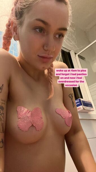PeachPRC Naakte Lekken OnlyFans Foto 8