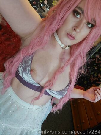 peachy234 Naakte Lekken OnlyFans Foto 4