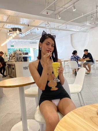 Petite_Kathy
