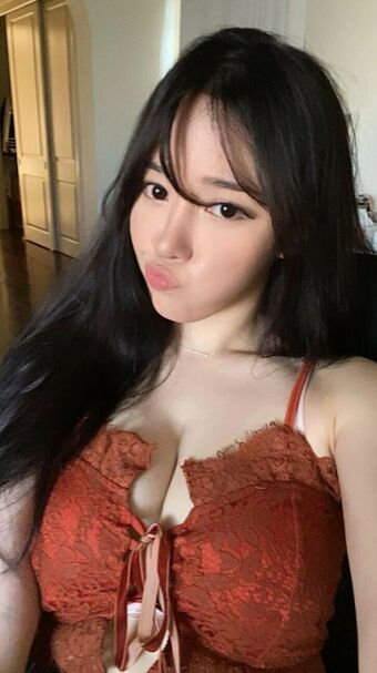 Ploo3o Naakte Lekken OnlyFans Foto 16