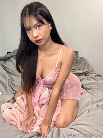ploy69 Naakte Lekken OnlyFans Foto 105