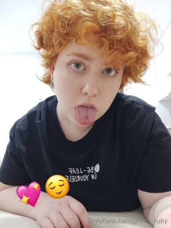 pretty_ruby Naakte Lekken OnlyFans Foto 75
