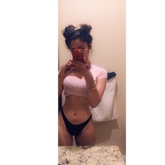 Prettypreet Naakte Lekken OnlyFans Foto 7