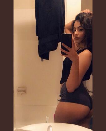 Prettypreet Naakte Lekken OnlyFans Foto 16