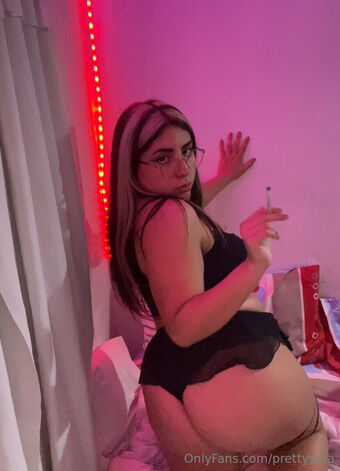 prettysara Naakte Lekken OnlyFans Foto 16