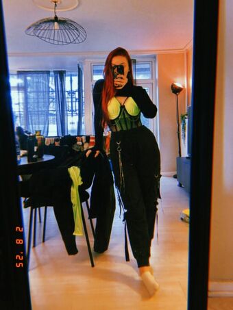 Proxyfox Naakte Lekken OnlyFans Foto 35