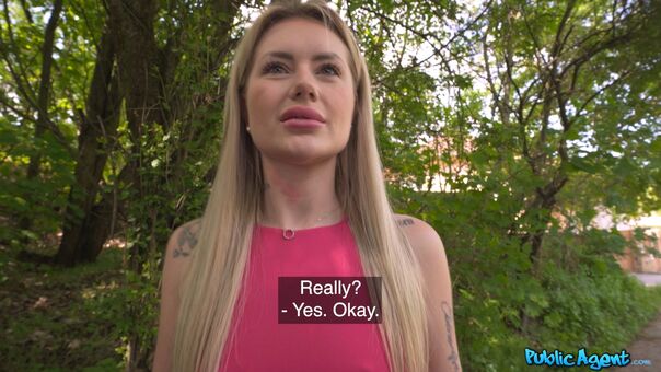 Public Agent Naakte Lekken OnlyFans Foto 126