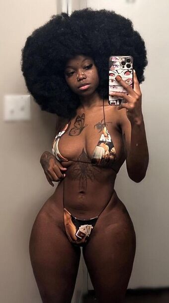 Quediaz Naakte Lekken OnlyFans Foto 31