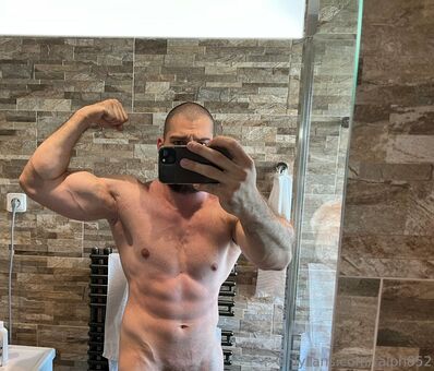 ralph852 Naakte Lekken OnlyFans Foto 20
