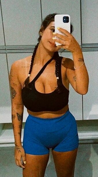 Raphaela Naakte Lekken OnlyFans Foto 36