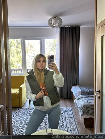 Renata_moon