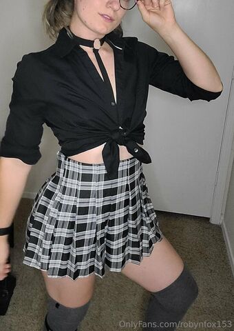 RobynFox153