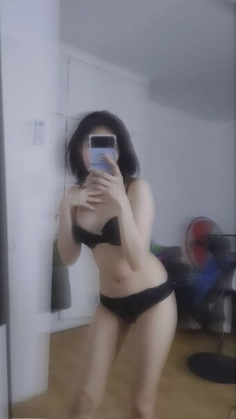 Ruina Naakte Lekken OnlyFans Foto 19