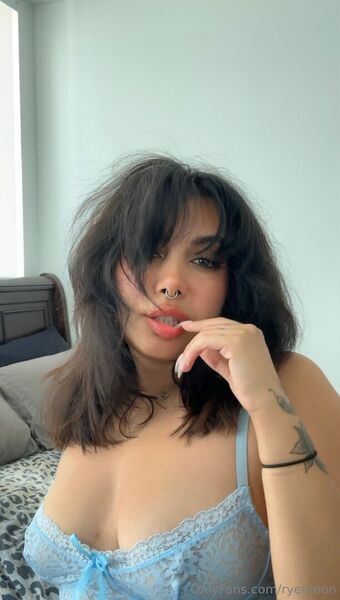 ryemoon Naakte Lekken OnlyFans Foto 55