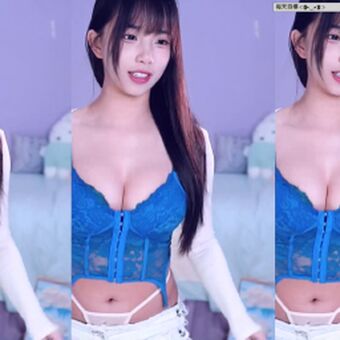 s201111 Naakte Lekken OnlyFans Foto 18