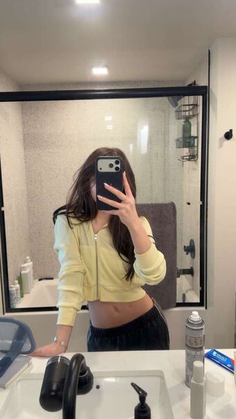 Sakura Shymko Naakte Lekken OnlyFans Foto 140