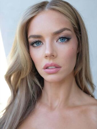 Samara Weaving