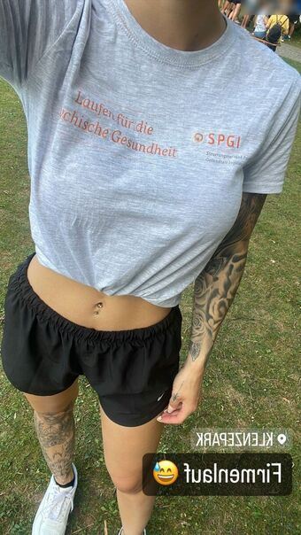 Sandra Peterhoff Naakte Lekken OnlyFans Foto 3