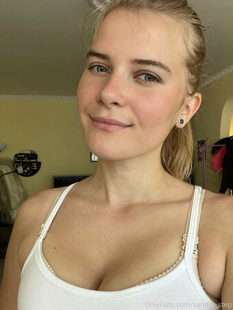 Sandra_step