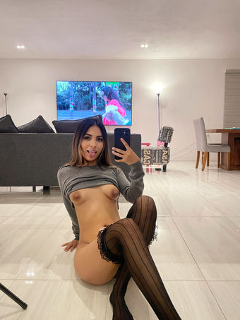 sandyiswild Naakte Lekken OnlyFans Foto 6