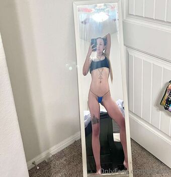 Savannah Naakte Lekken OnlyFans Foto 111