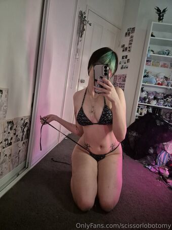 scissorlobotomy Naakte Lekken OnlyFans Foto 17