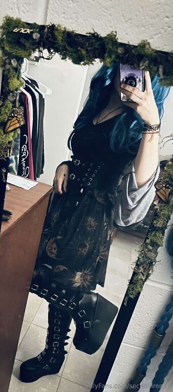 secretsiren33