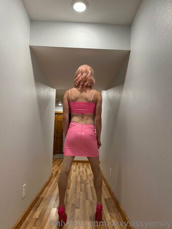 sexysissyemily