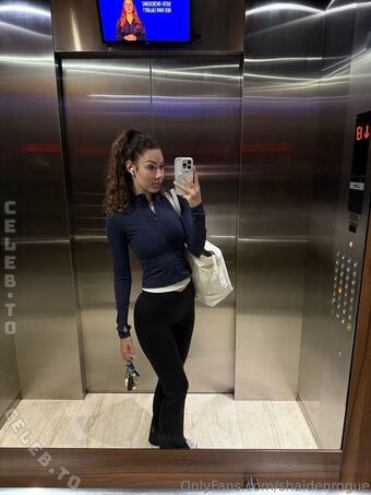 Shaiden Rogue Naakte Lekken OnlyFans Foto 25