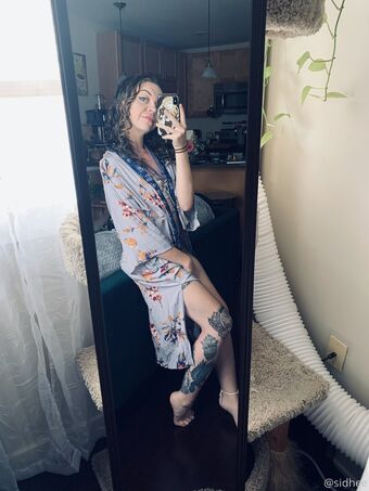 sidhee Naakte Lekken OnlyFans Foto 9