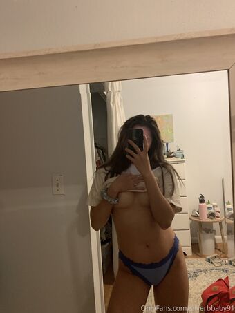 Silverbbaby91 Naakte Lekken OnlyFans Foto 6