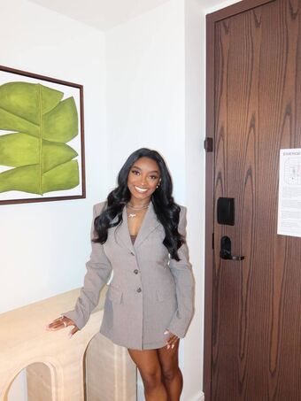 Simone Biles Naakte Lekken OnlyFans Foto 178