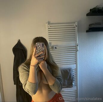 sinalatex Naakte Lekken OnlyFans Foto 31