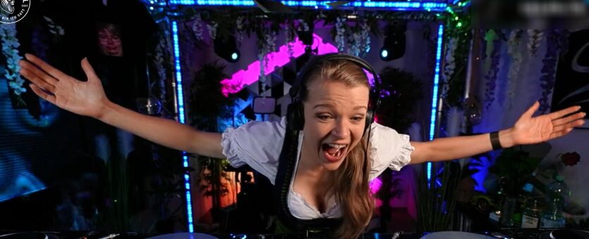 Sintica Naakte Lekken OnlyFans Foto 51